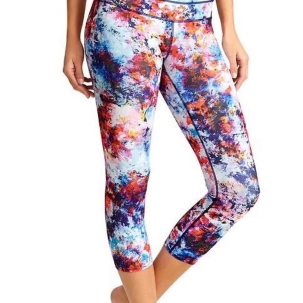 Athleta Hypersonic Sonar Ember Crop Leggings